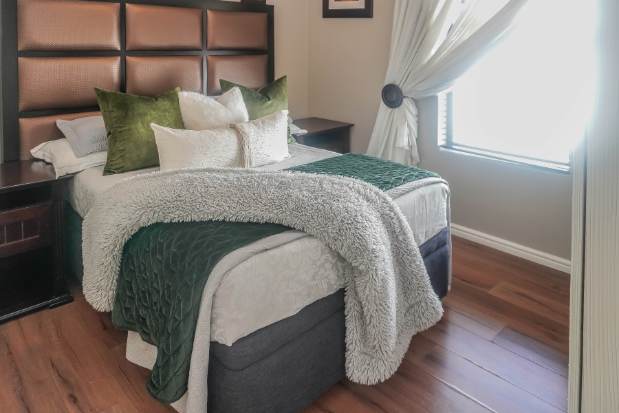 3 Bedroom Property for Sale in Jakarandas Western Cape